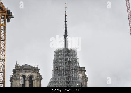 Paris, Frankreich. Februar 2024. Dieses Foto zeigt den Wiederaufbau von Notre Dame von Paris am 19. Februar 2024. Foto: Firas Abdullah/ABACAPRESS.COM Credit: Abaca Press/Alamy Live News Stockfoto