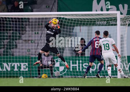 Elche, Spanien. Februar 2024. ELCHE, SPANIEN - 18. FEBRUAR: Luca Zidane Torhüter von SD Eibar im LaLiga Hypermotion Spiel zwischen Elche CF und SD Eibar im Manuel Martinez Valero Stadium am 18. Februar 2024 in Elche, Spanien. (Quelle: Francisco Macia/Alamy Live News Stockfoto