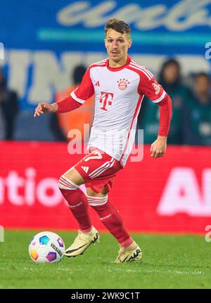 Bochum, Deutschland. Februar 2024. Bryan Zaragoza (FCB 17) im Spiel VFL BOCHUM - FC BAYERN MÜNCHEN 3-2 am 18. Februar 2024 in Bochum. Saison 2023/2024, 1.Bundesliga, FCB, München, Spieltag 22, 22.Spieltag Credit: Peter Schatz/Alamy Live News Stockfoto