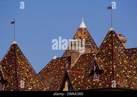 Chateau de Couches, Couches, Département Saône-et-Loire in der Region Bourgogne-Franche-Comté, Ostfrankreich Stockfoto