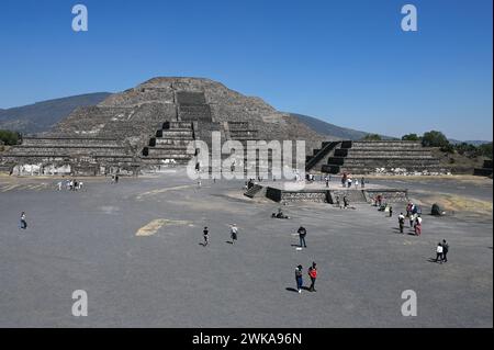 Pyramiden von Teotihuacan im zentralen Hochland von Mexiko *** Pyramiden von Teotihuacan im zentralen Hochland Mexikos Stockfoto