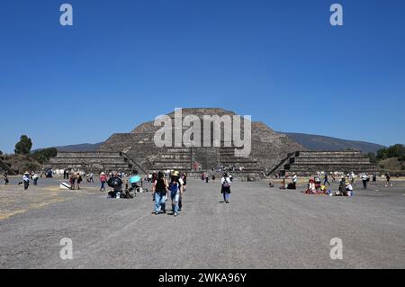 Pyramiden von Teotihuacan im zentralen Hochland von Mexiko *** Pyramiden von Teotihuacan im zentralen Hochland Mexikos Stockfoto