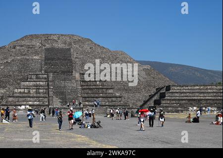 Pyramiden von Teotihuacan im zentralen Hochland von Mexiko *** Pyramiden von Teotihuacan im zentralen Hochland Mexikos Stockfoto