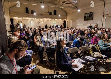 Nevada City, Usa. Februar 2024. Die South Yuba River Citizens League (SYRCL) veranstaltet vom 15. Bis 19. Februar 2024 das Wild and Scenic Film Festival (WSFF) in Nevada City und Grass Valley, Kalifornien 2024. Die Session mit dem Titel „Indigenous Voices“ zeigt indigene Menschen weltweit und ihren Aktivismus, um Kultur, Land und Wissen der Vorfahren zu bewahren. (Foto: Penny Collins/NurPhoto) Credit: NurPhoto SRL/Alamy Live News Stockfoto