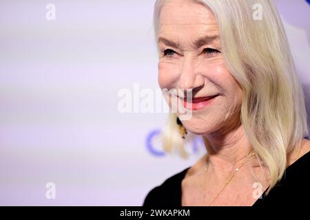 Berlin, Deutschland. Februar 2024. Schauspielerin Helen Mirren besucht die Cinema for Peace Gala Berlin im Westhafen Event & Convention Center (WECC). Quelle: Fabian Sommer/dpa/Alamy Live News Stockfoto