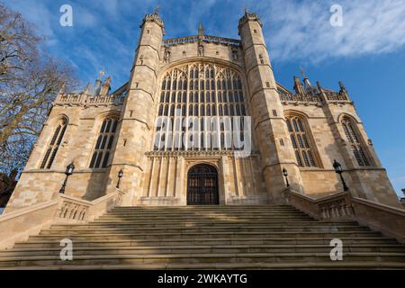 Windsor.Berkshire.Vereinigtes Königreich.2. Dezember 2022.Foto der St. Georges Kapelle an der Westfront im Schloss Windsor Stockfoto