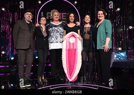 Gittarist William Mackenzie vonTessi Tausendschön, l-r, Daphne Deluxe