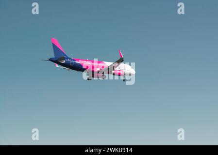 Larnaca, Zypern - 09. September 2023: Airbus A320-232 von Wizz Air Airlines Stockfoto