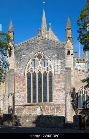 Ostmauer der Kathedrale von Llandaff, Cardiff, Wales Stockfoto