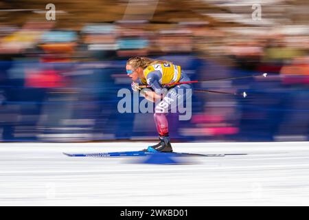 Minneapolis, Minnesota, USA. Februar 2024. JESSIE DIGGINS aus den Vereinigten Staaten während des 10-km-Rennens am 3. Tag der COOP FIS Cross-Country-Weltmeisterschaft 2024 in Minneapolis, Minnesota. (Kreditbild: © Steven Garcia/ZUMA Press Wire) NUR REDAKTIONELLE VERWENDUNG! Nicht für kommerzielle ZWECKE! Stockfoto