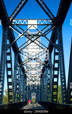 Union Street Railroad Fußgänger & Fahrrad-Brücke, Wallace Marine Park, Salem, Oregon Stockfoto