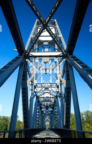 Union Street Railroad Fußgänger & Fahrrad-Brücke, Wallace Marine Park, Salem, Oregon Stockfoto