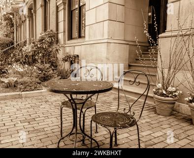 Back Bay Boston Terrasse im Frühling - Marlborough Street - USA Stockfoto