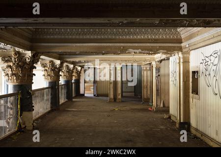 Die Lobby im Royal Connaught Hotel vor der Renovierung in Hamilton, Ontario, Kanada Stockfoto