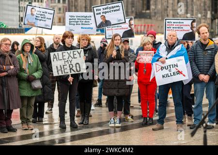 Mahnwache am 18. Februar 2024 für den verstorbenen Alexei Nawalny, Roncalliplatz, Köln, Nordrhein-Westfalen Stockfoto