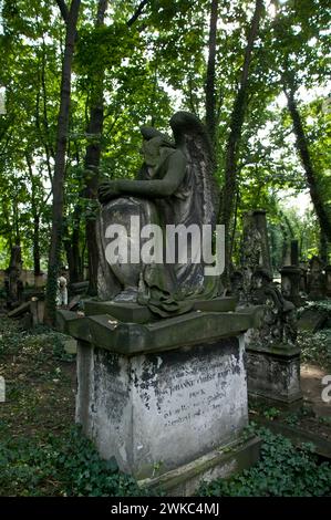 Der Eliasfriedhof in Dresden gilt als kulturell und historisch bedeutendster Friedhof der Stadt. Die Grabstätte in der Pirnaische Stockfoto