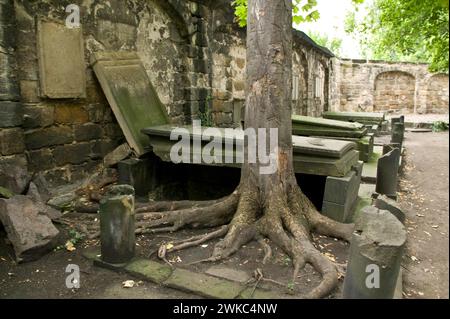 Der Eliasfriedhof in Dresden gilt als kulturell und historisch bedeutendster Friedhof der Stadt. Die Grabstätte in der Pirnaische Stockfoto