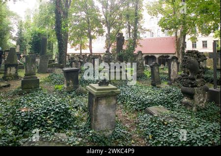 Der Eliasfriedhof in Dresden gilt als kulturell und historisch bedeutendster Friedhof der Stadt. Die Grabstätte in der Pirnaische Stockfoto