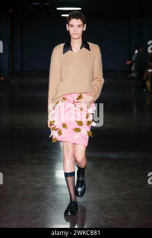 EMILIA WICKSTEAD Herbst/Winter 2024 Runway während der London Fashion Week am 2024. Februar - London, UK 18/02/2024 Stockfoto