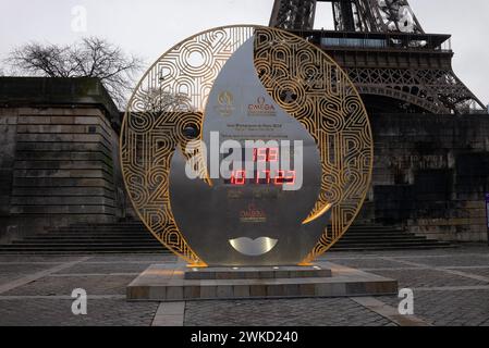 Paris, Frankreich. Februar 2024. Die Uhr zählt bis zu den Olympischen Spielen 2024 in Paris, Frankreich am 19. Februar 2024. Foto: Pierrick Villette/ABACAPRESS.COM Credit: Abaca Press/Alamy Live News Stockfoto