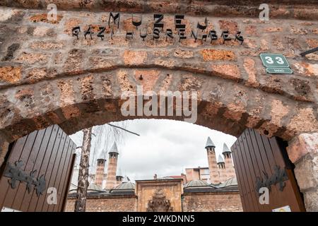 Sarajevo - BiH - 11. Februar 2024: Eingang des Gazi Husrev Beg Museums in Sarajevo, Bosnien und Herzegowina. Stockfoto