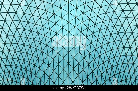 Innenansicht des Glasgitterdachs über dem Great Court im British Museum, London, England, Vereinigtes Königreich Stockfoto