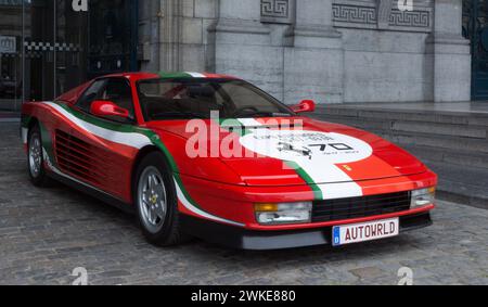 Ausstellung von Sportwagen in der Autoworld, Brüssel Stockfoto