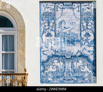Azulejos in einem Gebäude in Aveiro Stockfoto