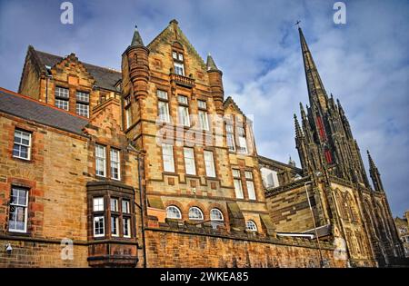 Großbritannien, Schottland, Edinburgh, The Hub, früher Tolbooth Church und Castle Hill School. Stockfoto