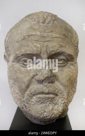 Büste mit Porträt eines Mannes. Drittes Viertel des 3. Jahrhunderts n. Chr. Von Novo Zelezare, Region Plovdiv, Bulgarien. Nationales Archäologisches Museum. Sofia. Bulgarien. Stockfoto