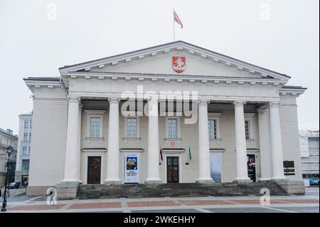 Jan Schmidt-Whitley/Le Pictorium - Illustrationsbilder von Litauen. Februar 2024. litauen/Baltische Länder/Vilnius - Vilnius Rathaus (rotuše) ist ein historisches Rathaus auf dem gleichnamigen Platz in der Altstadt von Vilnius. Heute ist es eines der Wahrzeichen der historischen Altstadt von Vilnius und findet regelmäßig Zeremonien und kulturelle Veranstaltungen statt. Quelle: LE PICTORIUM/Alamy Live News Stockfoto