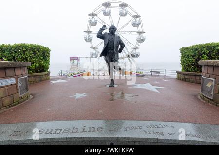 Eric Morecambe Statue von Graham Ibbeson in Morecambe England Stockfoto