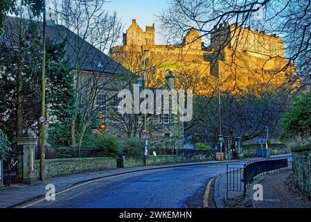 Großbritannien, Schottland, Edinburgh Castle von der King's Stables Road Stockfoto