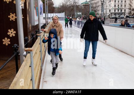 Eislaufbahn Wiener Eistraum im Rathaus, Wien, Österreich Stockfoto