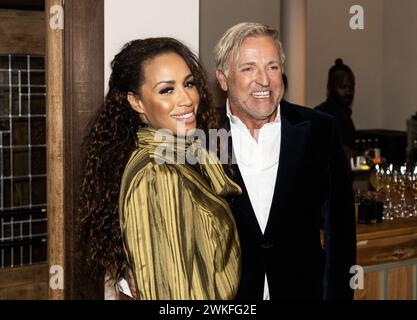 AMSTERDAM: Sänger Gordon und Glennis Grace bei der Veröffentlichung seines neuen Albums Album of My Life. ANP EVA PLEVIER niederlande Out - belgien Out Stockfoto