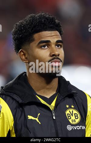 EINDHOVEN - Ian Maatsen von Borussia Dortmund während des letzten 16 Spiels zwischen PSV Eindhoven und Borussia Dortmund im Phillips-Stadion am 20. Februar 2024 in Eindhoven, Niederlande. ANP MAURICE VAN STEEN Stockfoto