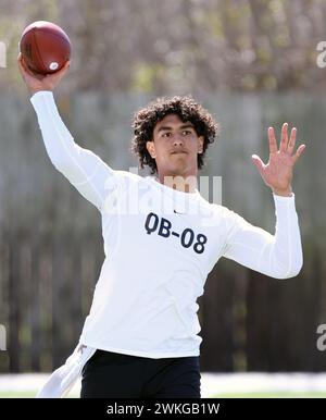 Metairie, USA. Februar 2024. Quarterback Jeremy Moussa (Florida A&M) wirft am Montag, den 19. Februar 2024, einen Pass beim Allstate HBCU Legacy Bowl NFL Combine im New Orleans Saints Ochsner Sports Performance Center in Metairie, Louisiana. (Foto: Peter G. Forest/SIPA USA) Credit: SIPA USA/Alamy Live News Stockfoto