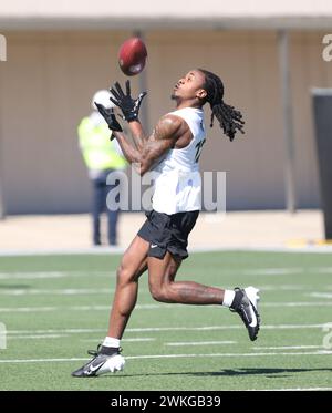 Metairie, USA. Februar 2024. Der Wide Receiver R.J. Mobley (Winston Salem State) erhält am Montag, den 19. Februar 2024, einen Pass beim Allstate HBCU Legacy Bowl NFL Combine im New Orleans Saints Ochsner Sports Performance Center in Metairie, Louisiana. (Foto: Peter G. Forest/SIPA USA) Credit: SIPA USA/Alamy Live News Stockfoto