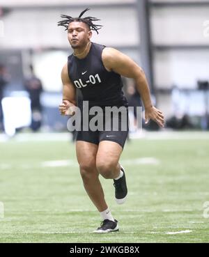 Metairie, USA. Februar 2024. Der Verteidiger Darrian Brokenburr (Howard University) führte den 40-Yard-Sprung während des Allstate HBCU Legacy Bowl NFL Combined im New Orleans Saints Ochsner Sports Performance Center in Metairie, Louisiana am Montag, den 19. Februar 2024. (Foto: Peter G. Forest/SIPA USA) Credit: SIPA USA/Alamy Live News Stockfoto