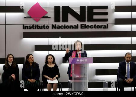 Mexiko-Stadt, Mexiko. Februar 2024. 20. Februar 2024, Mexiko-Stadt: Xochitl Galvez Ruiz spricht während ihrer Registrierung als mexikanische Präsidentschaftskandidatin beim National Institute Electoral. Am 20. Februar 2024 in Mexiko-Stadt, Mexiko (Foto: Luis Barron/Eyepix Group/SIPA USA) Credit: SIPA USA/Alamy Live News Stockfoto