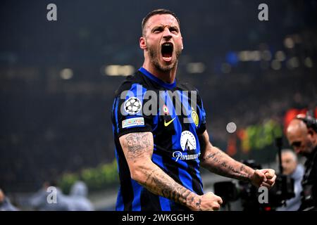 Mailand. Februar 2024. Inter Mailand Marko Arnautovic feiert sein Tor im 1. Legspiel der UEFA Champions League zwischen Inter Mailand und Atletico Madrid am 20. Februar 2024 in Mailand. Quelle: Alberto Lingria/Xinhua/Alamy Live News Stockfoto