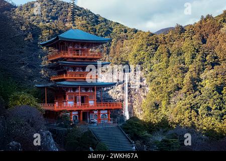 Seiganto-JI Pagode und Nachi Falls, Nachisan, Wakayama, Japan Stockfoto