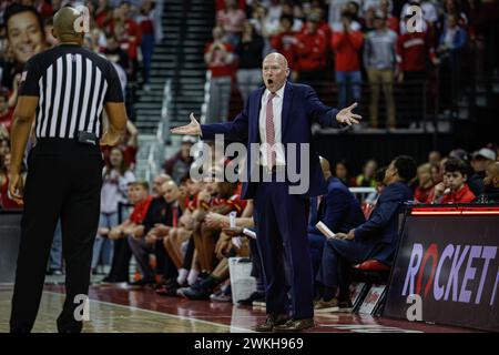 Madison, WI, USA. Februar 2024. Kevin Willard, Cheftrainer der Maryland Terrapins, während des NCAA-Basketballspiels zwischen den Maryland Terrapins und den Wisconsin Badgers im Kohl Center in Madison, WI. Darren Lee/CSM/Alamy Live News Stockfoto