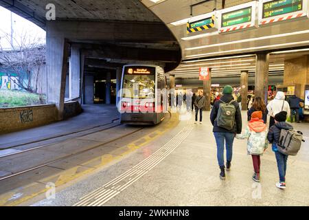 Bahnhof Schottentor, Universitätsbahnhof, Wien, Österreich. Stockfoto