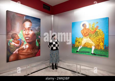 National Portrait Gallery, London, Großbritannien. Februar 2024. The Time Is Always Now: Artists Reframe the Black Figure zeigt die Arbeiten von 22 zeitgenössischen Künstlern aus der afrikanischen Diaspora und hebt deren Verwendung von Figuren hervor, um den Reichtum und die Komplexität des Black Life zu beleuchten, das vom 22. Februar bis 19. Mai 2024 stattfindet. Bild (l bis r): Sehen durch die Zeit 2, Titus Kaphar; St Bill Richmond, der schwarze Terror, Gotfried Donkor. Quelle: Malcolm Park/Alamy Live News Stockfoto