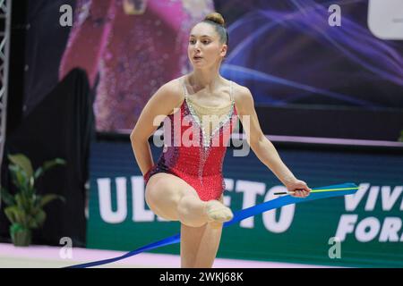 Chieti, Italien. Februar 2024. Talisa Torretti vom Team von Ginnastica Fabriano tritt in der ersten Runde der regulären Saison des an Stockfoto