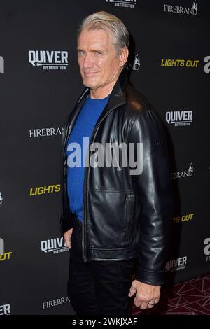 Dolph Lundgren mit Ehefrau und Tochter Ida Lundgren beim Special Screening des Kinofilms Lights Out im the London. West Hollywood, 20.02.2024 *** Dolph Lundgren mit Frau und Tochter Ida Lundgren bei der Sondervorführung des Films Lights Out at the London West Hollywood, 20 02 2024 Foto:xD.xStarbuckx/xFuturexImagex Lights 4264 Stockfoto