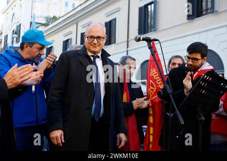 Roma, Italien. Februar 2024. Foto Cecilia Fabiano/LaPresse 21 Febbraio 2024 Roma, Italia - Cronaca - Manifestazione di CGIL e UIL per la sicurezza sul lavoro dopo il crollo di Firenze Nella foto: Roberto Gualtieri Nicola Zingaretti Frebruary 21, 2024 Roma, Italien - Demonstration der Gewerkschaften gegen den Tod auf dem Foto: die Demonstration: LaPresse/Alamy Live News Stockfoto