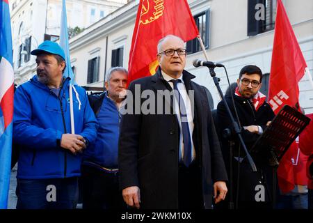 Roma, Italien. Februar 2024. Foto Cecilia Fabiano/LaPresse 21 Febbraio 2024 Roma, Italia - Cronaca - Manifestazione di CGIL e UIL per la sicurezza sul lavoro dopo il crollo di Firenze Nella foto: Roberto Gualtieri Nicola Zingaretti Frebruary 21, 2024 Roma, Italien - Demonstration der Gewerkschaften gegen den Tod auf dem Foto: die Demonstration: LaPresse/Alamy Live News Stockfoto