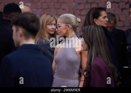 News - FENDI - FW 24-25 - Prominente und Street-Style Caro Daur besucht die Fendi Fashion Show während der Milan Fashion Week Womenswear Herbst/Winter 2024 - 2025 am 21. Februar 2024 in Mailand. Foto: Cinzia Camela. Mailand Via Solari Italien Copyright: XCinziaxCamelax/xLiveMediax LPN 1245125 Stockfoto